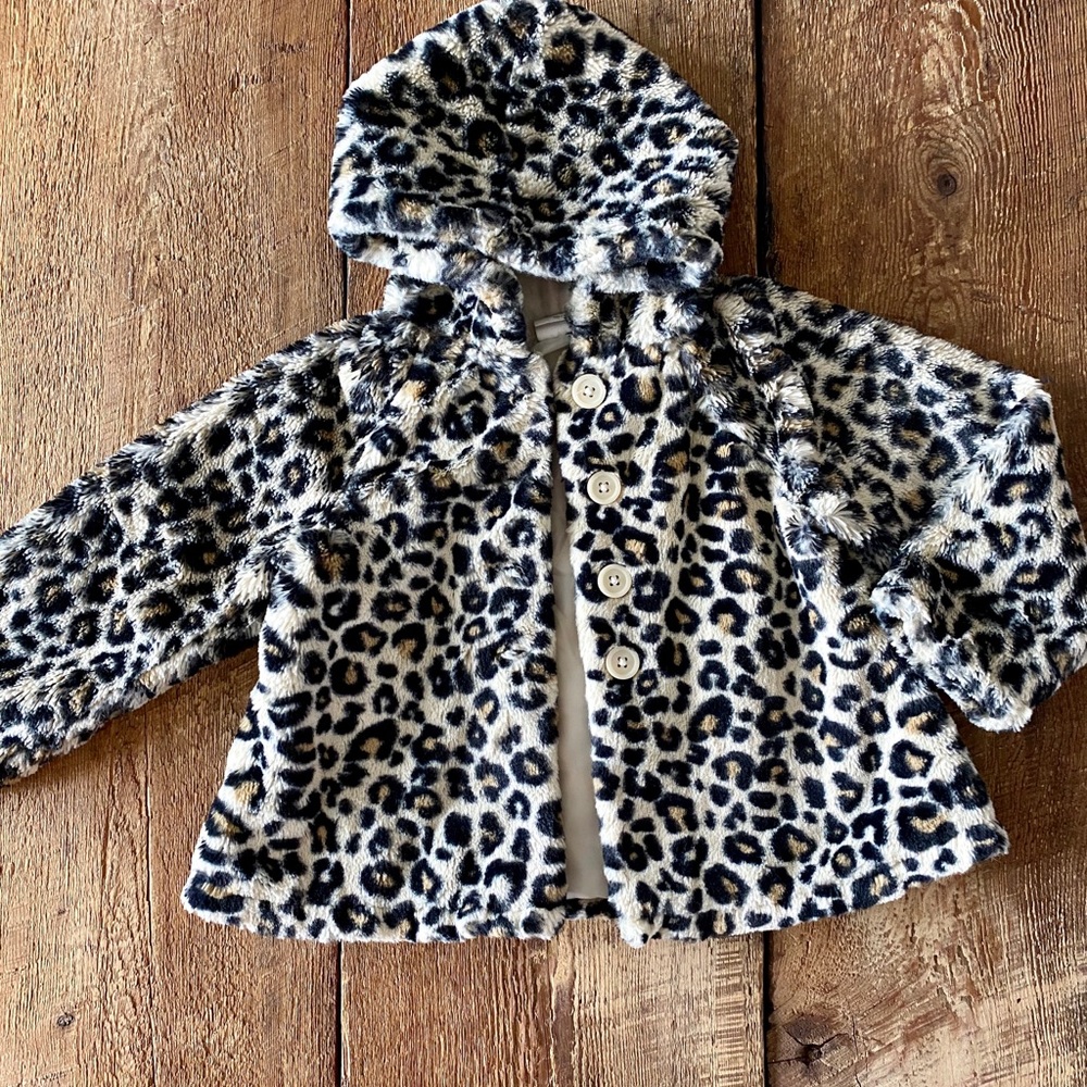 Crazy 8’s leopard print coat 3T